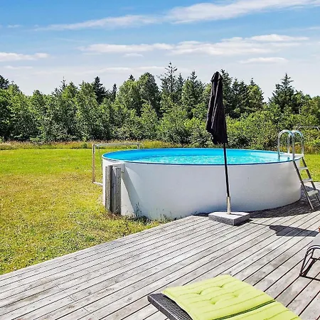 Сasa de vacaciones Three-bedroom Holiday In 10